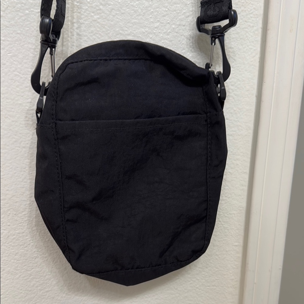 Baggu Black Sporty Crossbody Bag